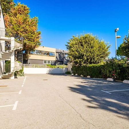 B&B Hotel Villeneuve Loubet Plage Eksteriør billede