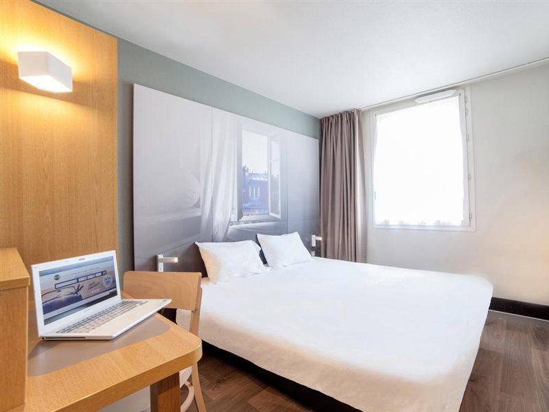 B&B Hotel Villeneuve Loubet Plage Eksteriør billede