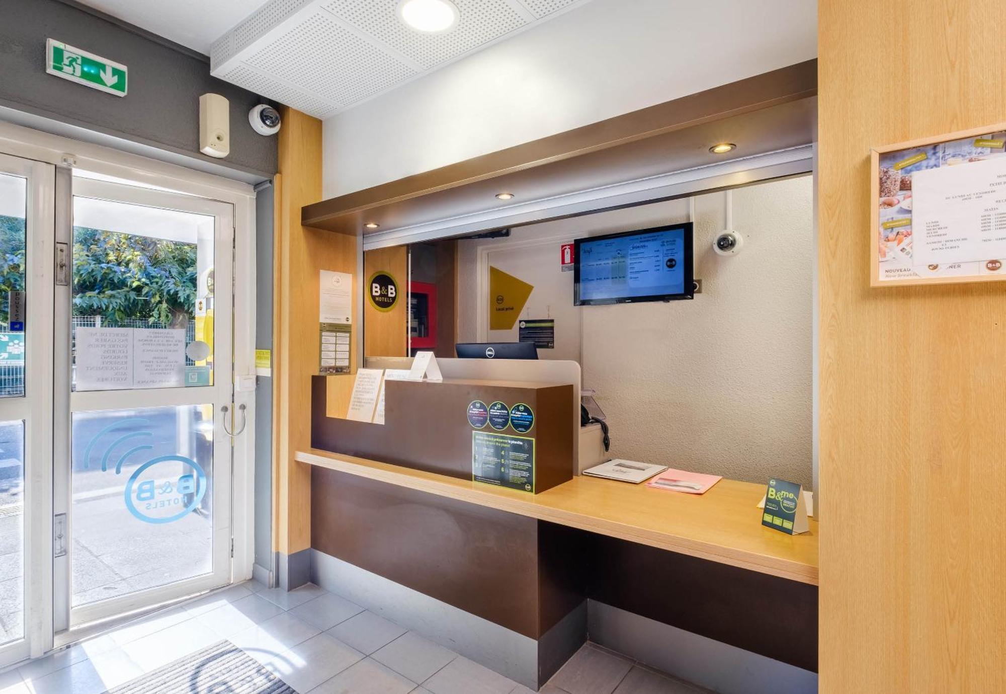 B&B Hotel Villeneuve Loubet Plage Eksteriør billede