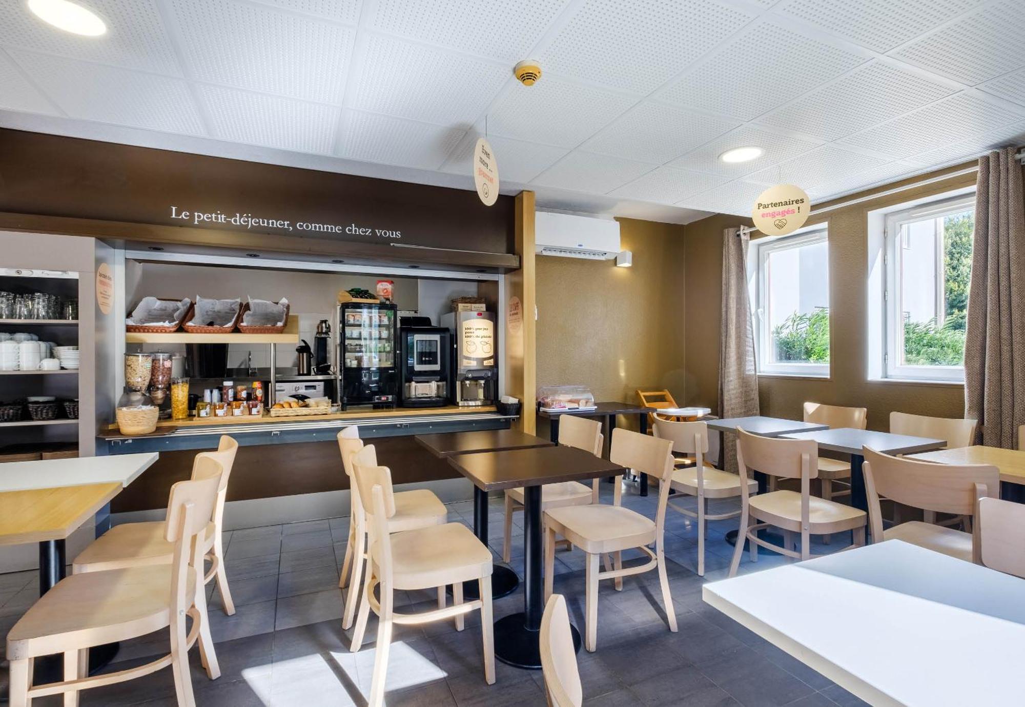 B&B Hotel Villeneuve Loubet Plage Eksteriør billede