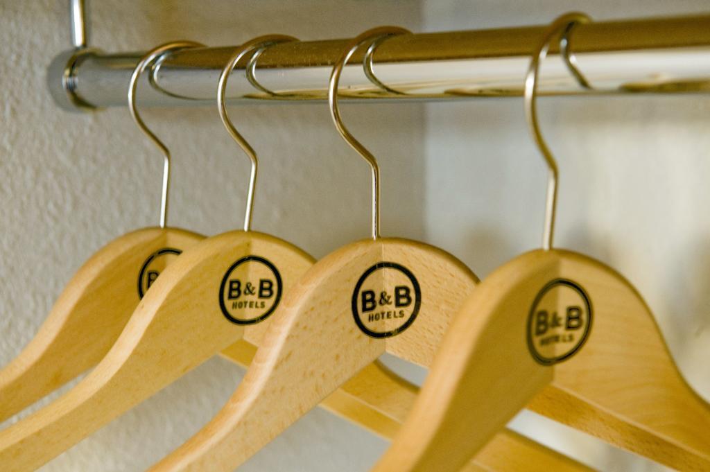 B&B Hotel Villeneuve Loubet Plage Eksteriør billede