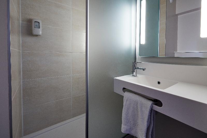 B&B Hotel Villeneuve Loubet Plage Eksteriør billede